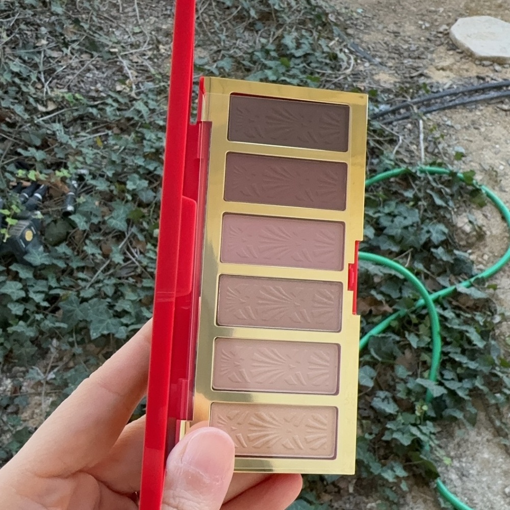 Estee Lauder Limited Edition Trick of the Eyes Shadow Pallette of 6 Pans NWOB